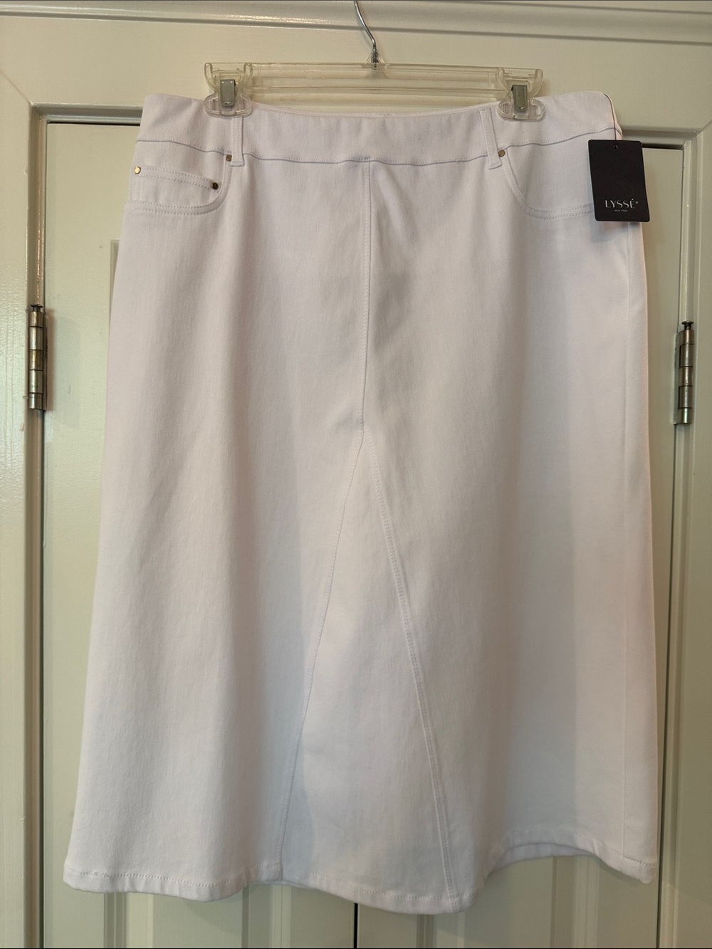 Lysse White A-Line Skirt with Subtle Paneling with tags